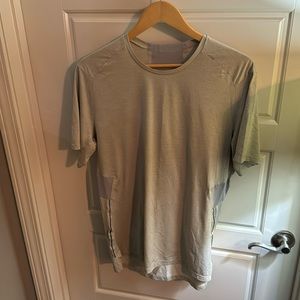 Lululemon athletic short sleeve